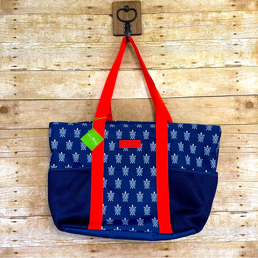 Vera Bradley Lighten Up Family Tote Turtles NWT